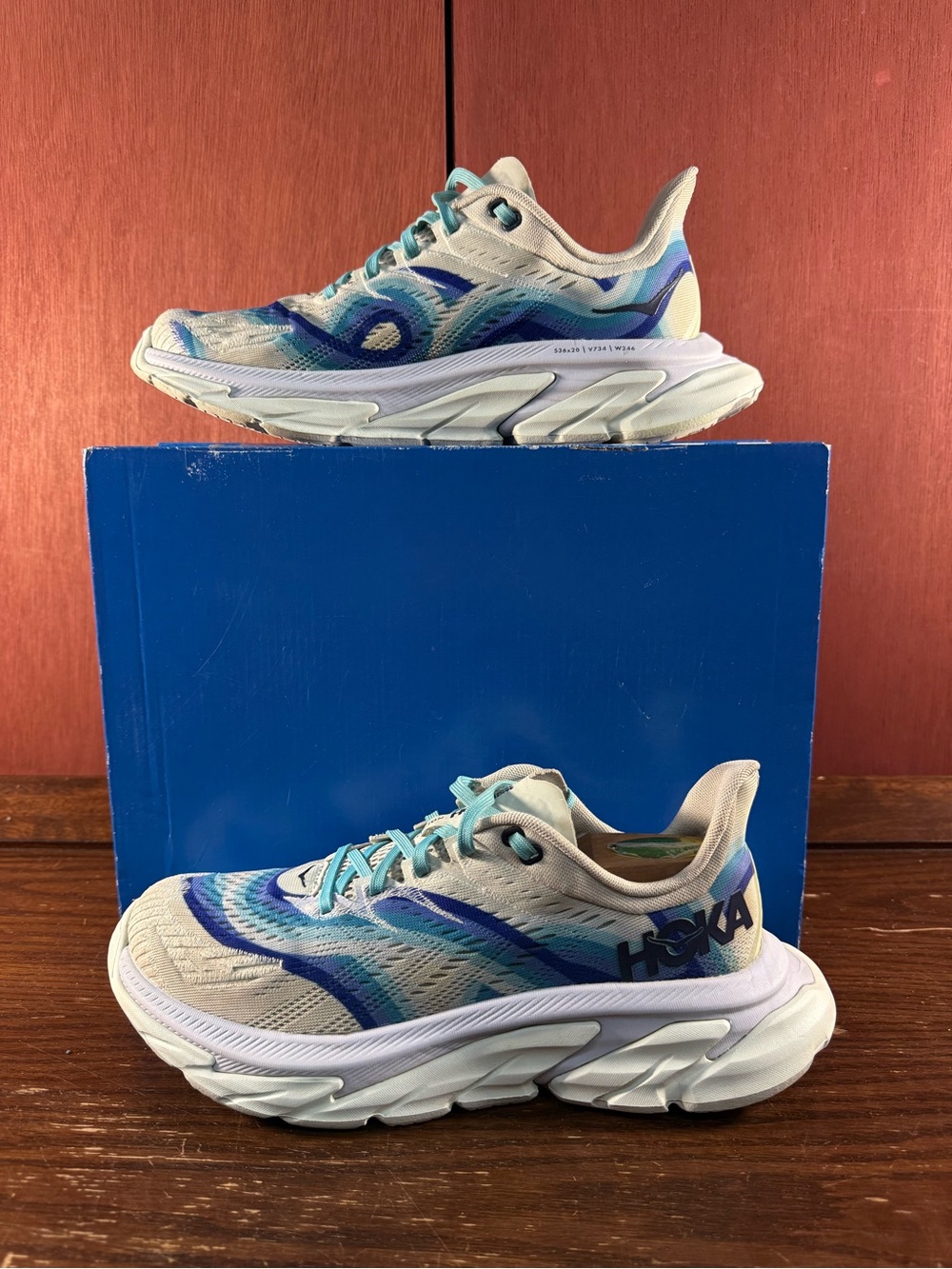 Hoka Clifton Edge Geometric White Women’s Running Shoes Size US 8,5 |1122570DBBF